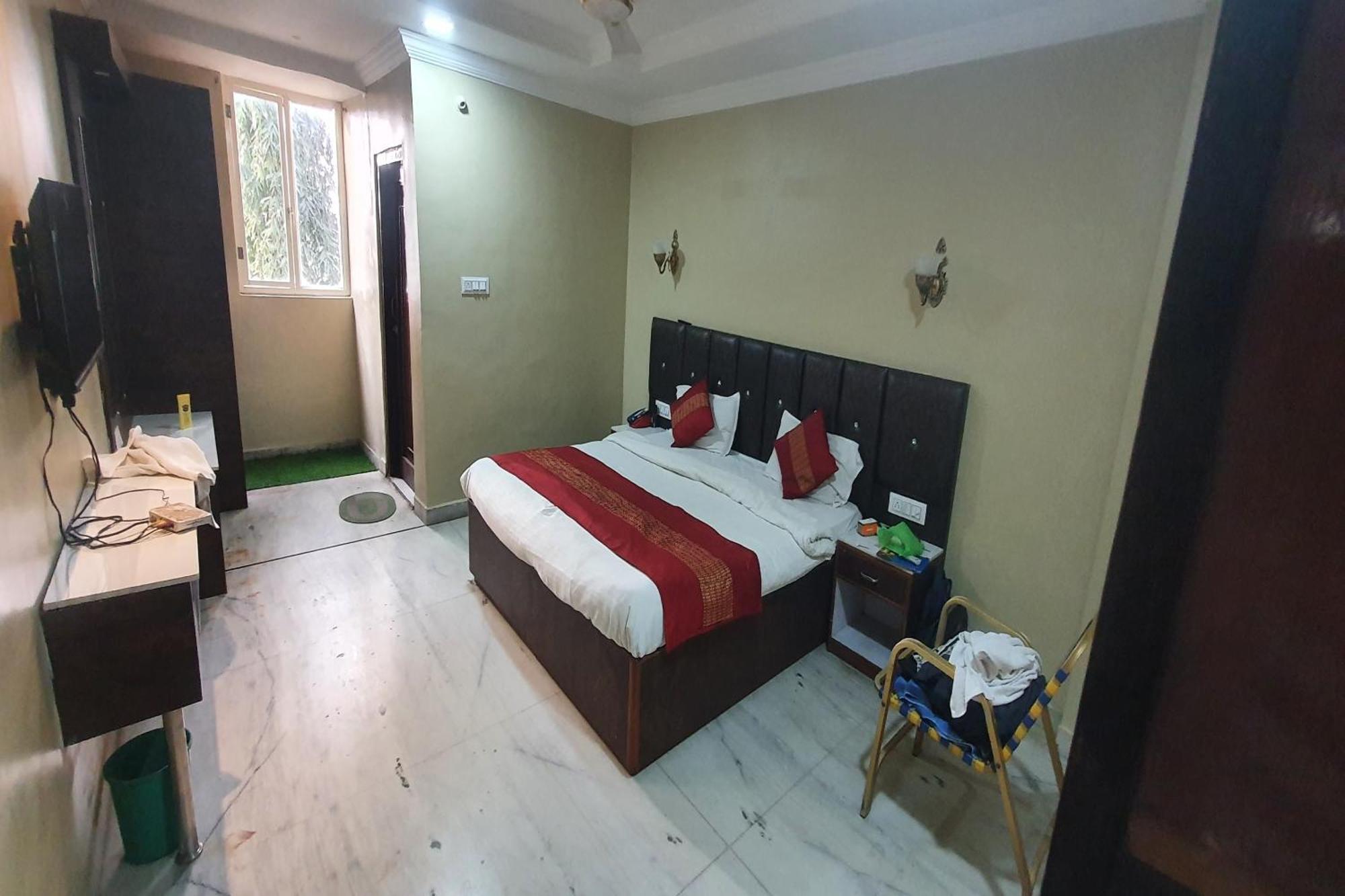Akolia Oyo Hotel Rajshree מראה חיצוני תמונה